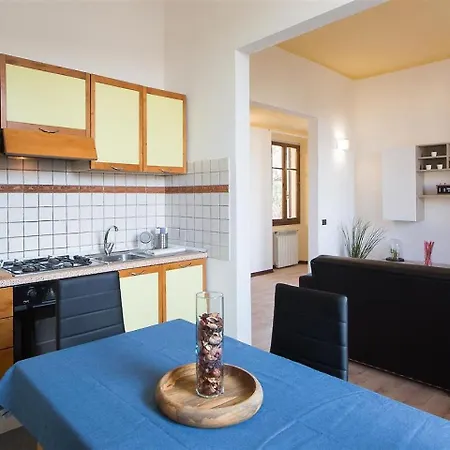 In Rome Rosselli Palace Deluxe 4 Apartment