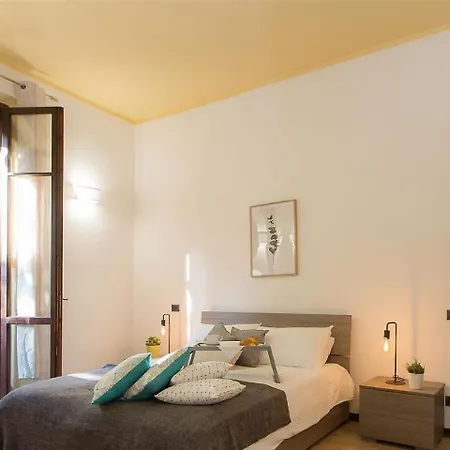 In Rome Rosselli Palace Deluxe 4 Apartment